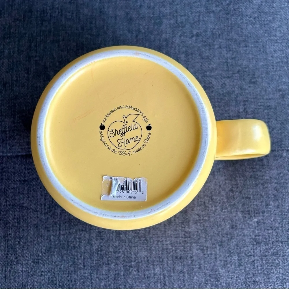 “Teaching is my Thing” Colorful Pencil Lined Coffee Mug, Yellow, White, 20 oz